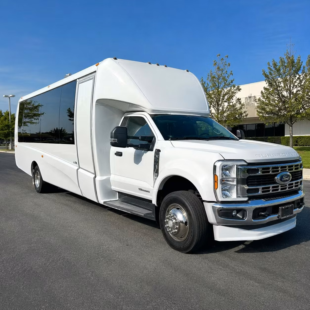 15 passenger minibus
