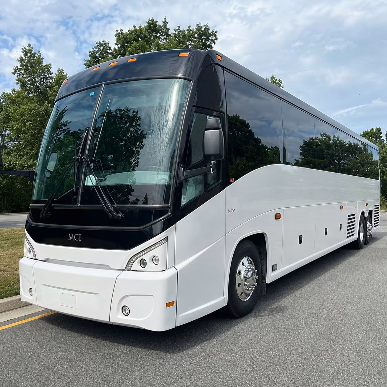 a reliable network for airport transfers and deployment staging in south jordan