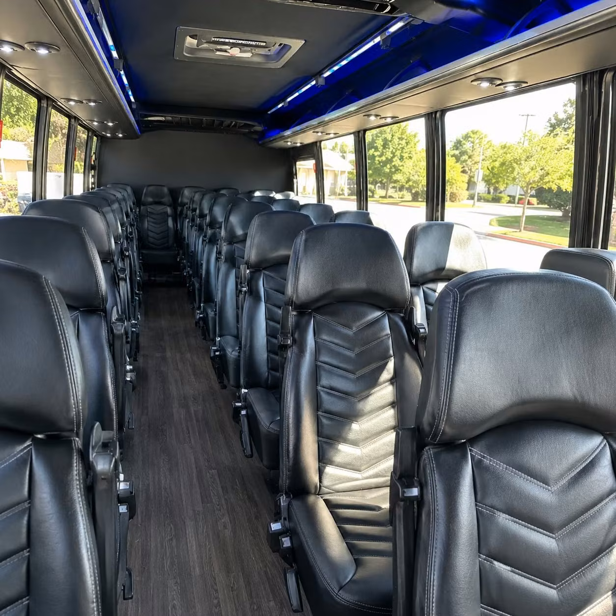 minibus rentals for south jordan wedding parties and small groups