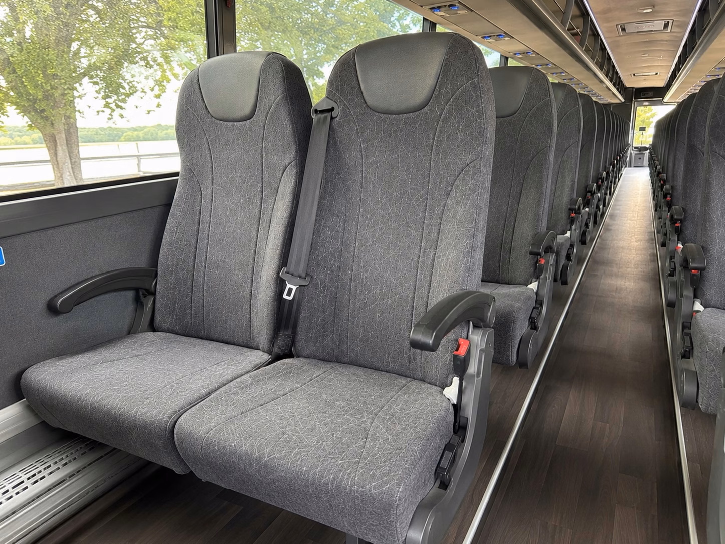 shuttle buses for south jordan wedding guests staying at nearby hotels