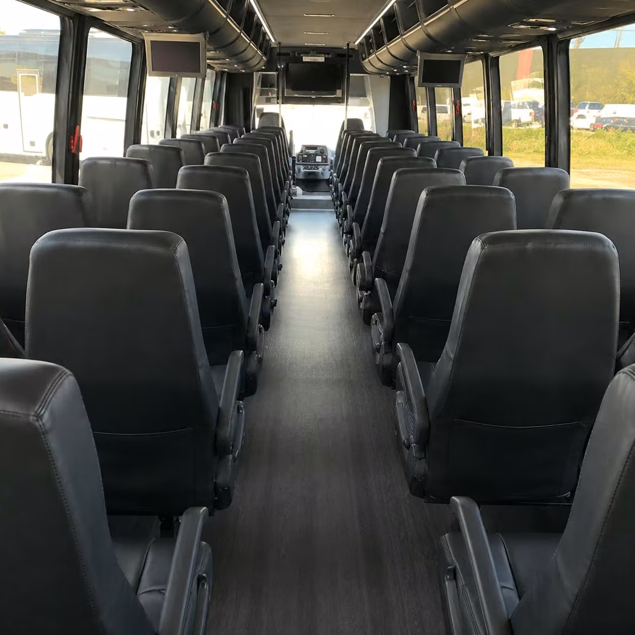 south jordan student groups can explore arts and culture with minibus rentals